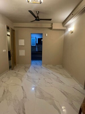 Room in 2 BHK Apartment at M3M Heights, Sector 65 – for Rent
