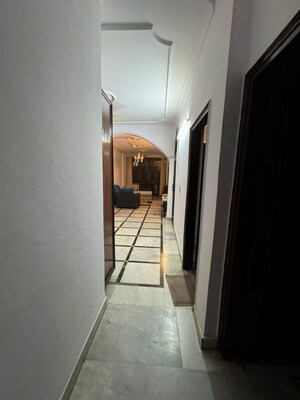 Building Lobby in 3 BHK Builder Floor at Malviya Nagar – for Rent