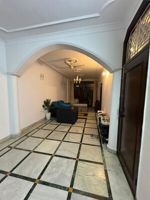 Building Lobby in 3 BHK Builder Floor at Malviya Nagar – for Rent