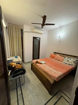 3 BHK Builder Floor For Rent in Malviya Nagar