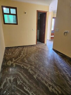 2 BHK +Builder Floor For Rent in XU 2 Greater Noida