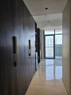 Room in 3 BHK Apartment at Omkar 1973, Worli – for Sale