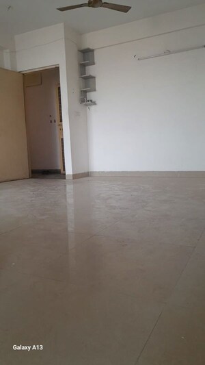 Room in 2 BHK Apartment at Lotus Homz, Sector 111 – for Rent