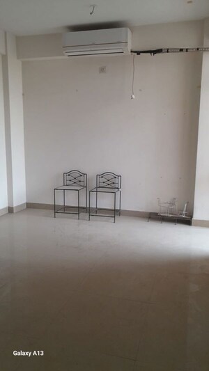 Room in 2 BHK Apartment at Lotus Homz, Sector 111 – for Rent