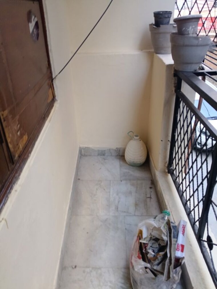 Balcony, malviya nagar 1 Bedroom 50 Sq.Yd. Builder Floor In Malviya Nagar Delhi 10353201