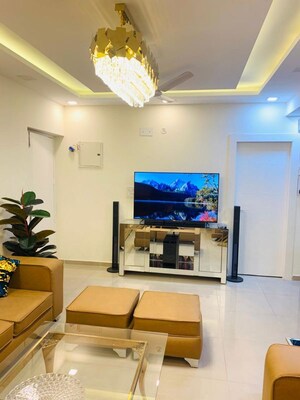 Team Area in 3 BHK Apartment at Himalaya Pride, Tech Zone 4 Greater Noida – for Rent
