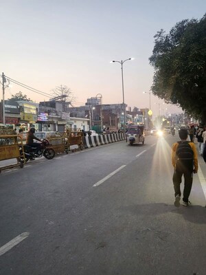 Parking in  Shop at Arjunganj – for Rent