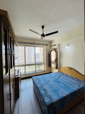 Bedroom in 2 BHK Apartment at Hiranandani Estate, Ghodbunder Road – for Rent