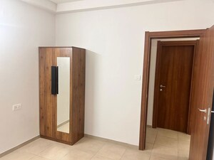 Room in 2 BHK Apartment at Bhartiya Nikoo Homes, Thanisandra Main Road – for Rent