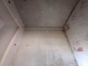 Room in 4 BHK Independent House at Palla – for Sale