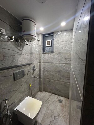 Bathroom in 2 BHK Builder Floor at Ashok Nagar – for Rent