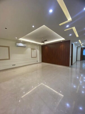 3 BHK Apartment For Rent in DLF Cyber Park, Sector 20