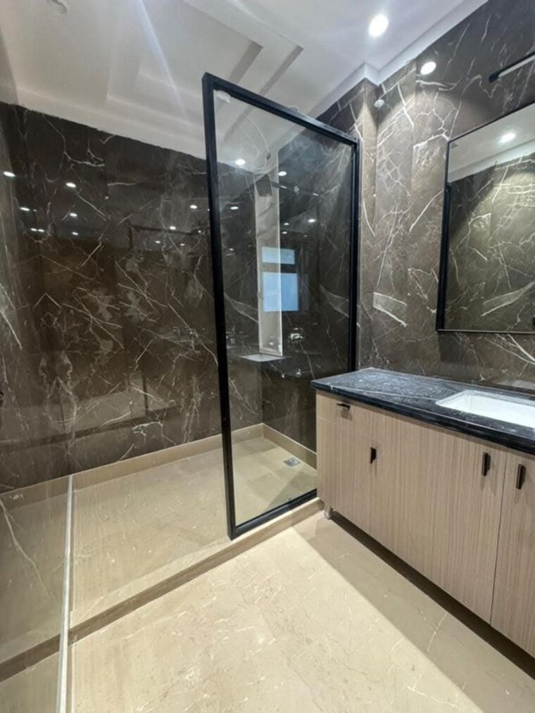Kitchen, dlf-cyber-park 3.5 Bedroom 1956 Sq.Ft. Apartment In Sector 20 Gurgaon 10353367