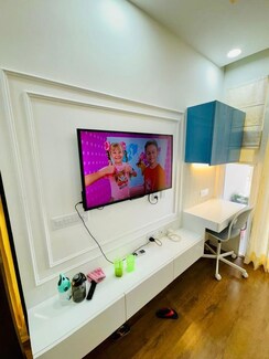 4 BHK + Pooja Room,Servant Room,Study Room,Store Room Villa For Rent in DLF New Town Heights II