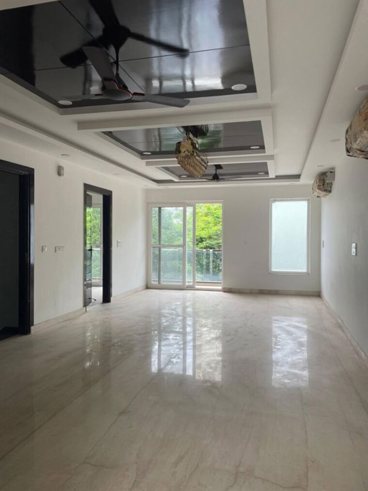 Room, dlf-cyber-park 4 Bedroom 2456 Sq.Ft. Apartment In Sector 20 Gurgaon 10353381