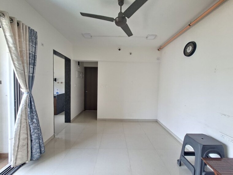 Living Room, runwal-eirene 1 Bedroom 422 Sq.Ft. Apartment In Balkum Pada Thane 10353398