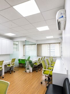 Office Space For Rent in Kemp Plaza