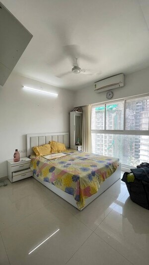 Bedroom in 2 BHK Apartment at Ekta Heights Khar West, Khar West – for Rent