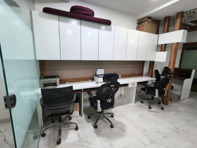 Team Area, netaji subhash place Commercial Office Space 840 Sq.Ft. In Netaji Subhash Place Delhi 10353437
