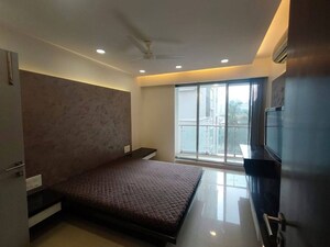 Bedroom in 2 BHK Apartment at Andheri CHS, Andheri West – for Rent