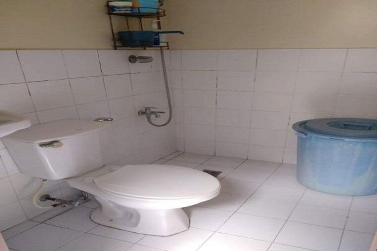 Attached Bathroom, sealdah 2 Bedroom 613 Sq.Ft. Apartment In Sealdah Kolkata 3680976