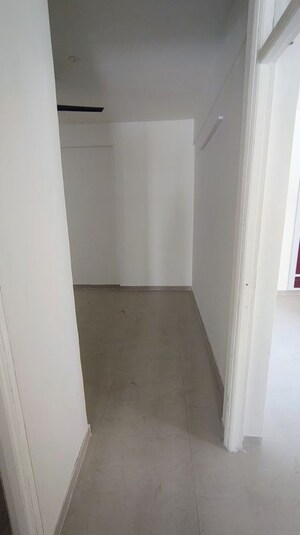 Building Lobby in 2 BHK Apartment at Suncity Avenue 102, Sector 102 – for Rent
