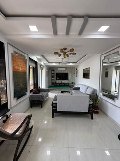 2 BHK Apartment For Rent in Atlantis Apartment Versova