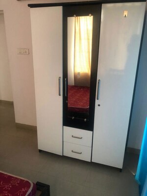 Furnished Amenities in 2 BHK Apartment at Camelot Society, Viman Nagar – for Rent
