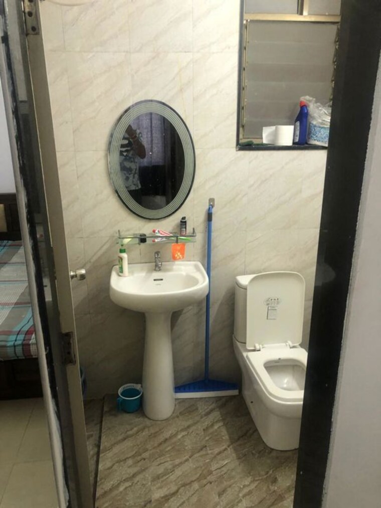 Bathroom, camelot-society 2 Bedroom 1600 Sq.Ft. Apartment In Viman Nagar Pune 10353467