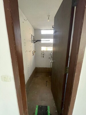 Building Lobby in 2 BHK Apartment at Oberoi Realty Park View, Kandivali East – for Rent