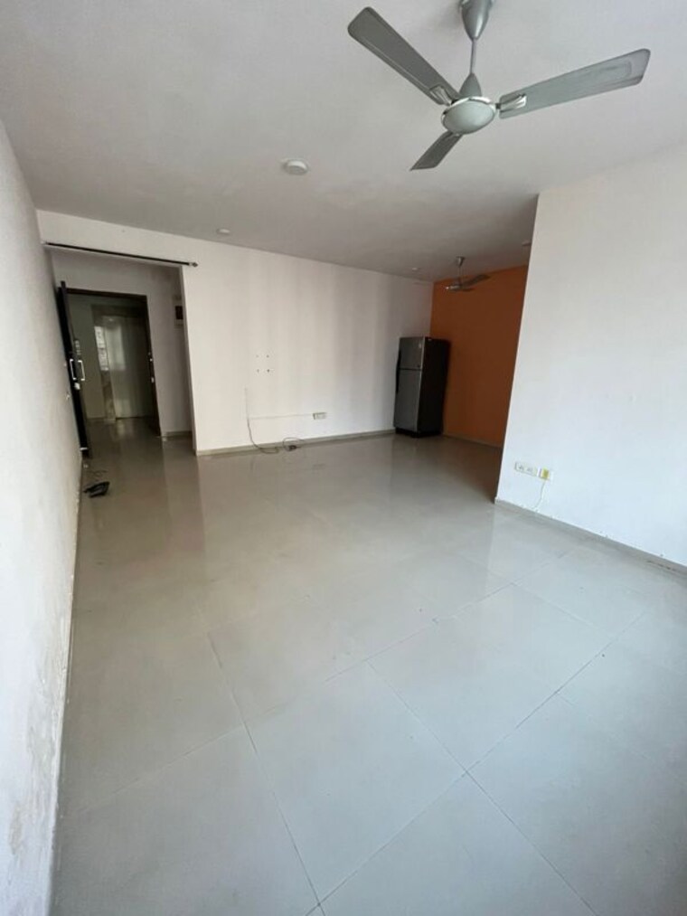 Room, oberoi-realty-park-view 2 Bedroom 800 Sq.Ft. Apartment In Kandivali East Mumbai 10353531