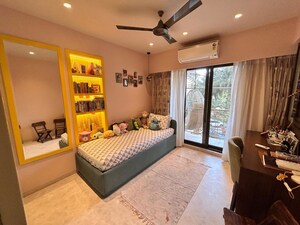 Bedroom in 3 BHK Apartment at Lake Home, Powai – for Rent