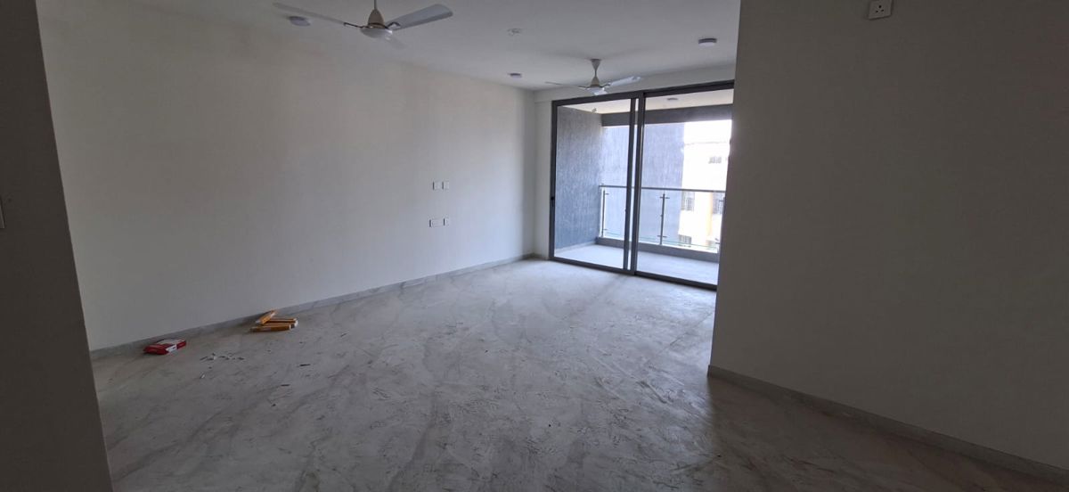 3 BHK + Servant Room,Basement 2500 Sq.Ft. Apartment in Kolte Patil 24K Glitterati
