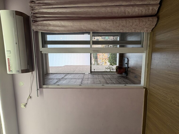Rental 3 Bedroom 1650 Sq.Ft. Apartment in Shriram Blue, Kr Puram ...