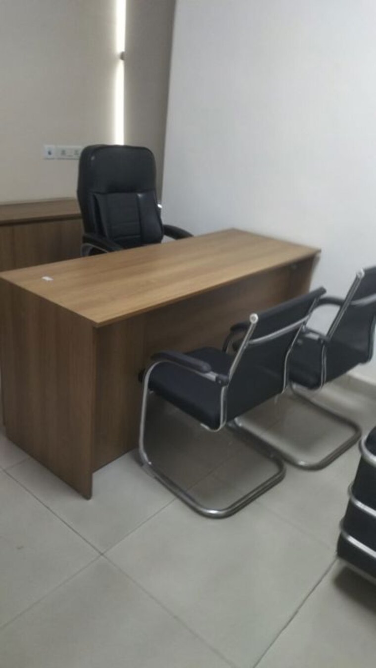 Team Area, sector 3 Commercial Office Space 750 Sq.Ft. In Sector 3 Noida 10353549