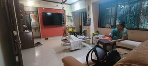 Living Room in 2.5 BHK Apartment at Mandapeshwar – for Rent