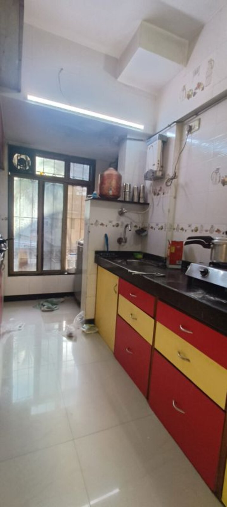 Kitchen, mandapeshwar 2.5 Bedroom 750 Sq.Ft. Apartment In Mandapeshwar Mumbai 10353558