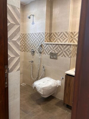 Bathroom in 3.5 BHK Apartment at Sector 52 – for Rent