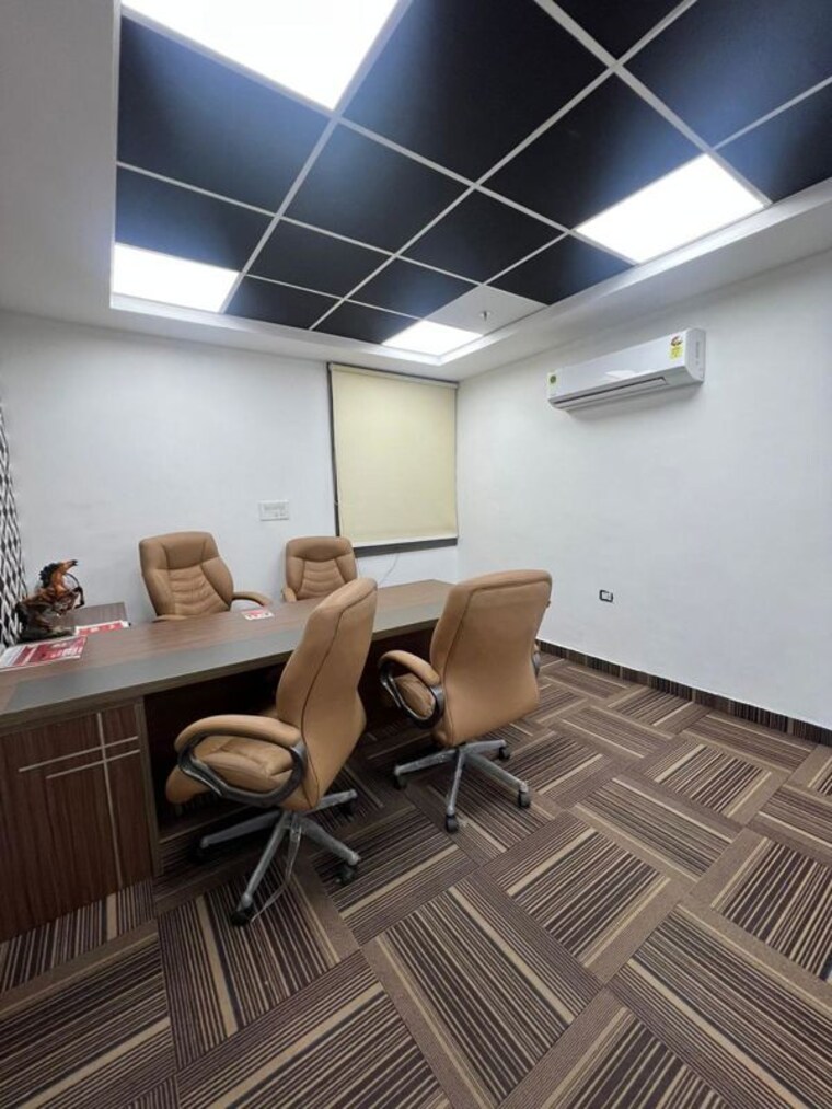 Team Area, sector 62 Commercial Office Space 5600 Sq.Ft. In Sector 62 Noida 10353580
