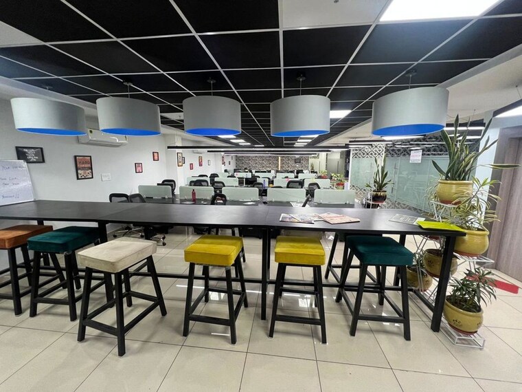 Team Area, sector 62 Commercial Office Space 5600 Sq.Ft. In Sector 62 Noida 10353580