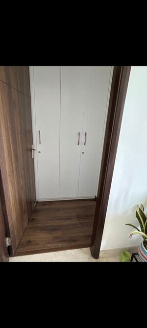 Room in 3 BHK Builder Floor at Adani Samsara Vilasa, Sector 63 – for Sale
