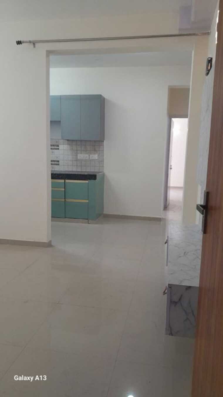 Room, pareena-om-apartments 2 Bedroom 671 Sq.Ft. Apartment In Sector 112 Gurgaon 10353573