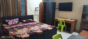 Bedroom in 2 BHK Apartment at Alaknanda Apartment Gomti Nagar, Gomti Nagar – for Rent