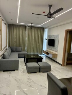 2 BHK + Pooja Room Apartment For Rent in M3M Heights