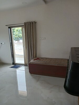 Furnished Amenities in 1 BHK Apartment at Wadgaon Sheri – for Rent