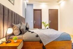 1 BHK Builder Floor For Rent in Sector 32