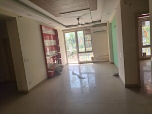 Room in 3 BHK Apartment at GPL Eden Heights, Sector 70 – for Sale