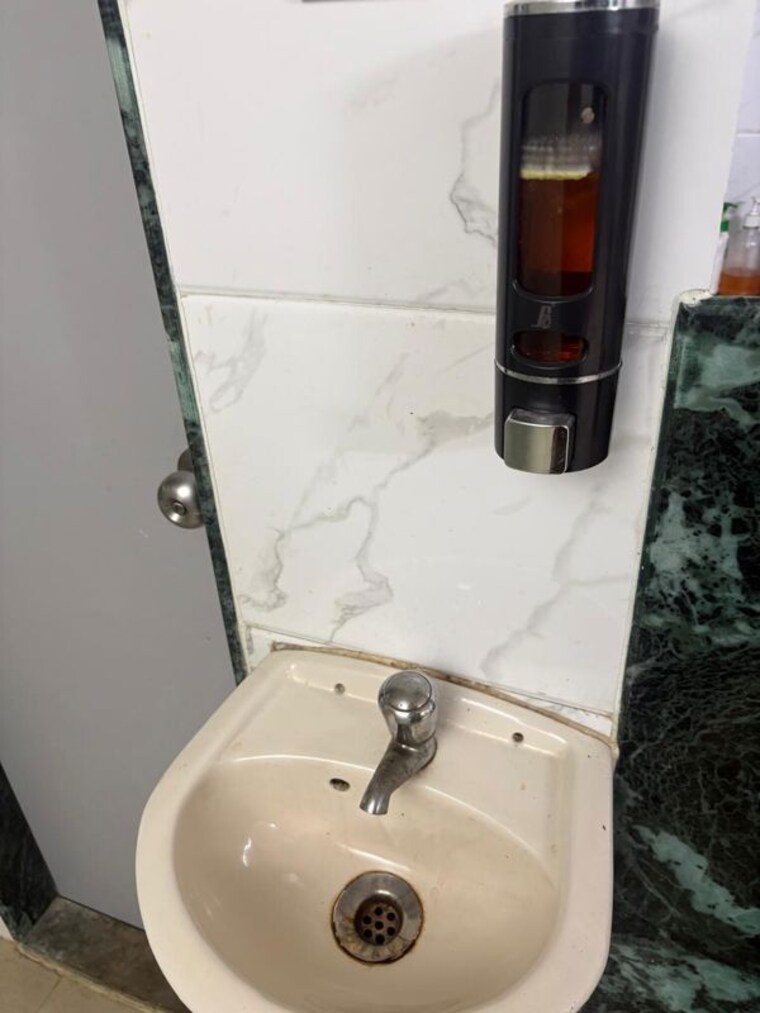 Bathroom, reliable-business-centre Commercial Office Space 365 Sq.Ft. In Andheri West Mumbai 10353638