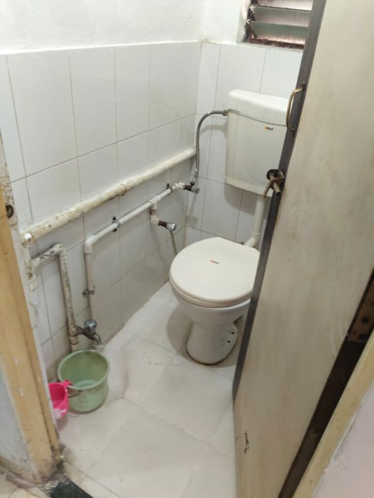 Bathroom, erandwane Pg For Boys & Girls In Erandwane 10353660