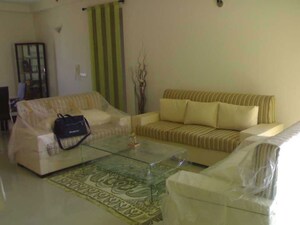 Bathroom in 6 BHK Independent House at Sector 14 – for Sale